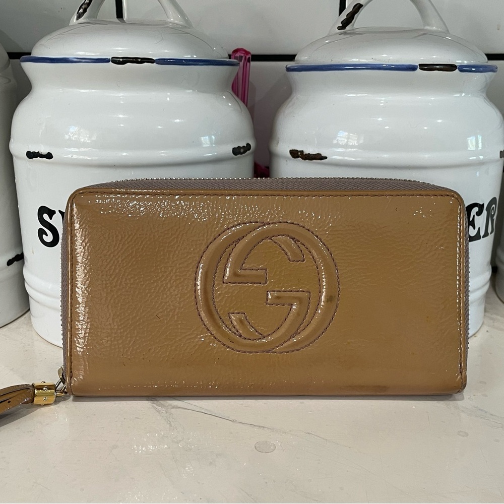 Gucci Tan Patent Leather Zip-Around Wallet with Embossed GG